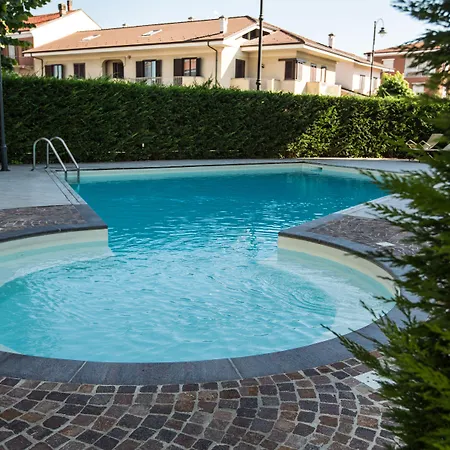 Casa Americani Hotel Montà