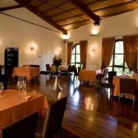 מלון Casa Americani 3*