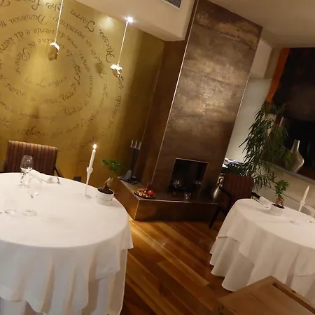Casa Americani מלון 3*