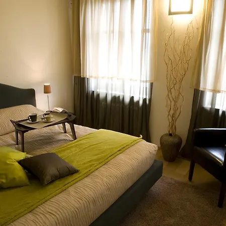 Casa Americani Otel Montà