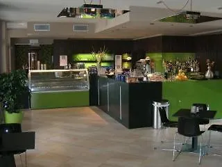 Casa Americani מלון 3*